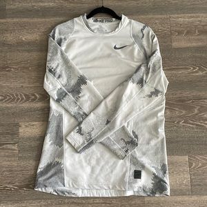 NIKE PRO HYPERWARM Long Sleeve